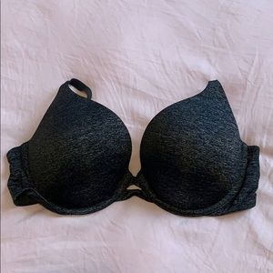 Victoria’s Secret 34D padded bra